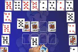 Crescent Solitaire Online